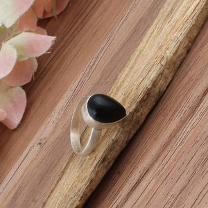 Bague en argent sterling 925 avec sertissage en turquoise fait main, style vintage turc, pierre authentique, design ottoman, pour les fêtes - Product Image 1