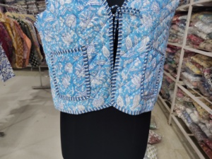 Chaleco Acolchado de Algodón con Estampado Floral Azul, Cuello en V, Sin Mangas, Chaqueta Ligera de Verano para Mujer, REGALO PARA ELLA - Product Image 5