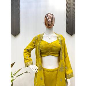 Conjunto de ropa de fiesta de Indo Western para mujer de diseñador con trabajo de bordado de secuencia - Product Image 1