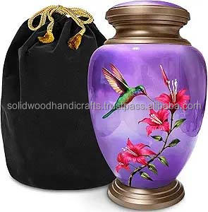 Urnas de Cremación para Adultos de Latón de Alta Calidad y Hermoso Diseño, Hechas a Mano, Urnas Funerarias - Product Image 1