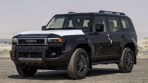 Brand New 2025 Toyo Ta Prado R20 Diesel Engine Left Hand Drive Turbo Automatic Transmission SUV Dark Leather <b>Panoramic</b> Sunroof - Product Image 3