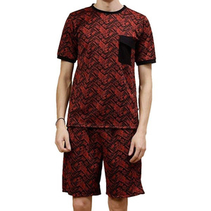 Conjunto de camiseta y pantalones cortos con estilo, diseño moderno, ajuste cómodo, ideal para ropa urbana y estilo de vida activo. - Product Image 1