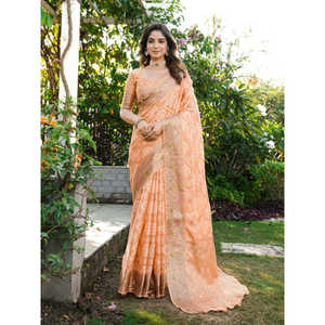 Robe de soirée en organza pêche tissé Zari Patola Elite Weaves 600g en stock - Product Image 4