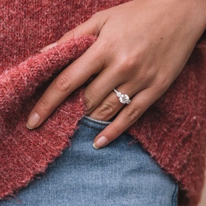 1Ct Round Cut VVS1 Moissanite Three Stone <b>Ring</b> 925 Sterling Silver Fine Jewelry Engagement Wedding Promise Gift for Women's - Product Image 4