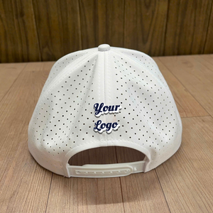 Casquette de baseball unisexe ajustable, perforée au laser, imperméable, à visière plate, avec logo brodé en PVC personnalisé, style sportif - Product Image 4