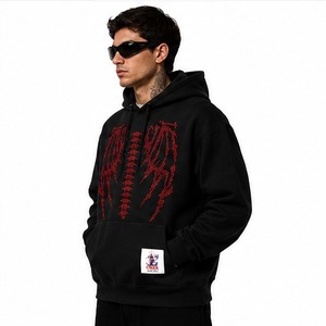 Sudadera con Capucha de Alta Calidad para Hombre, con Pedrería, 100% Algodón, Tejido Suave de Invierno, Construcción Duradera, Detalle de Cristal Brillante, Estilo Urbano Moderno - Product Image 4
