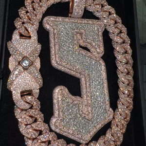 Colgante de Cadena con Nombre Personalizado de Moissanita VVS, Estilo Hip Hop, con Diamantes Iced Out, Letra Inicial 3D, Colgante Baguette, Joyería para Hombre - Product Image 3