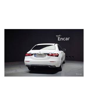 Mercedes-Benz Clase E E250 Exclusive 2023, 16,596 km, Volante a la Izquierda, Caja de Cambios Automática, Asientos de Cuero, Cámara Trasera - Product Image 4