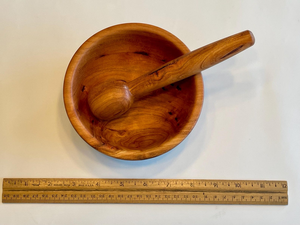 Ensemble mortier et pilon en bois artisanal, durable, pour broyer les herbes et les épices, bol en bois de qualité alimentaire, cuillère assortie - Product Image 6