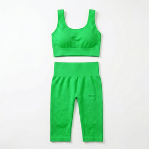 Ensemble de sport pour femmes en tissu 100% coton, taille plus, couleur unie, design unique, nouveau design, ensemble de sport pour femmes, meilleur design, soutien-gorge et short - Product Image 4