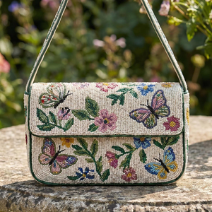 Sac à bandoulière rectangulaire léger brodé de fleurs et de papillons perlés faits à la main avec chaîne détachable - Product Image 1