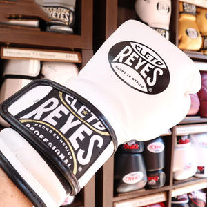 ถุงมือชกมวย Cleto Reyes สีขาวสั่งทำพิเศษ คุณภาพดีที่สุด ขายดีอันดับต้นๆ ผลิตจากหนังวัวแท้ สำหรับ MMA มวยไทย - Product Image 6