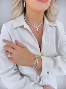 Pulsera de Diamantes Moissanite de Plata de Ley 925 de Lujo y Alta Calidad para Mujer, para Boda o Compromiso, Disponible para Venta al Por Mayor - Product Image 3