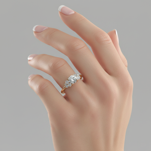 Anillo de Compromiso con Diamante Creado en Laboratorio, Corte Redondo, Piedra Central con Racimo de Piedras Laterales, Fábrica de Joyería OEM ODM - Product Image 5