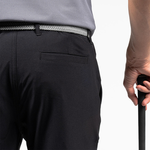 Pantalones deportivos plisados de golf para hombre en gris carbón con tela elástica en cuatro direcciones que absorbe el sudor, ideales para pickleball, pádel, tenis y entrenamiento. - Product Image 6