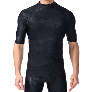 เสื้อรัดรูปแขนสั้นสำหรับผู้ชาย ยี่ห้อ HASH INTERNATIONAL สีดำ แห้งเร็ว ระบายอากาศได้ดี ผลิตจากผ้าสแปนเด็กซ์และโพลีเอสเตอร์ - Product Image 1