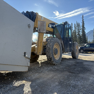 2014 TL1055C Telehandler Enclosed Cab High Performance Lifting Machine - Product Image 1