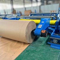 Machine de découpe et de rembobinage robuste pour rouleaux géants de papier bobine, de rouleau à rouleau, pour la fabrication de tubes en papier