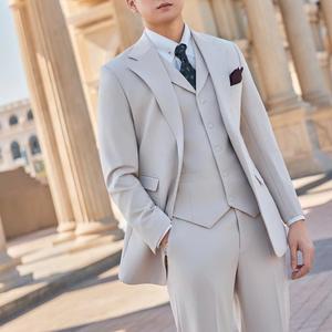 Conjunto de Traje de Tres Piezas: Blazer, Chaleco y Pantalón para Bodas de Primavera, Hecho en Vietnam - Product Image 1