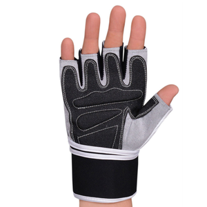ถุงมือยกน้ำหนักแบบเปิดนิ้ว พร้อมสายรัดข้อมือปรับได้และที่รองรับฝ่ามือ สำหรับการฝึกซ้อมในยิม - Product Image 1