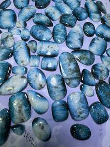 Vente en gros de pierres précieuses naturelles de qualité supérieure, cristal blanc bleu glacier, cabochons de formes variées, pour la fabrication de bijoux - Product Image 6