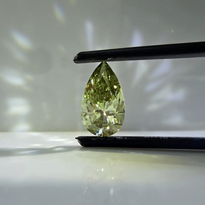 เพชรทรงลูกแพร์เจียระไนแบบบริลเลียนท์สีเขียวสดใส น้ำหนัก 1.5 กะรัต ระดับความสะอาด VS2 เพชรเพาะเลี้ยงในห้องปฏิบัติการ ได้รับการรับรองจาก IGI เพชรเม็ดเดี่ยวสำหรับทำเครื่องประดับ - Product Image 1