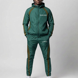 Conjunto Cortavientos al por Mayor con Logotipo Bordado Personalizado, Chaqueta con Capucha y Pantalones para Hombre, Ropa Ligera para Exteriores, Traje de Gimnasio - Product Image 5