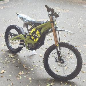 Motocicletas Todoterreno 2025 Color Verde Salvia y Negro Carbón 8000W Sur Ron Light Bee X Surron Ebike - Product Image 6