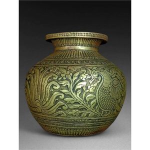 Handcrafted Metal Kalash Pot Vintage Embossed Brass <b>Copper</b> Vase Luxury <b>Table</b> Centerpiece Hotel Home Restaurant Decoration Vase - Product Image 6