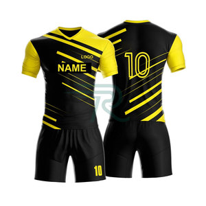 Uniformes de football professionnels de haute qualité en gros, fabrication OEM directe d'usine, manches courtes, grandes tailles - Product Image 1