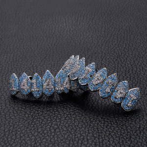 Juego de Grillz Dentales Plateados con Moissanita para Hombre, Estilo Hip Hop, Parte Superior e Inferior, con Incrustaciones Brillantes, Estilo Punk, Joyería Certificada IGI - Product Image 2