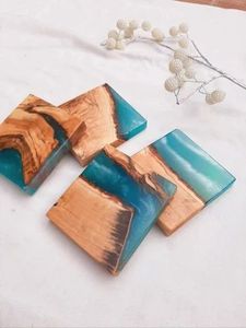MN EXPORTS - Juego de Posavasos Decorativos Hechos a Mano de Resina y Madera con Diseño Moderno Cuadrado, Accesorios de Mesa, Diámetro de 350 mm - Product Image 4