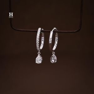 Pendientes de Diamantes Personalizados al por Mayor – Fabricante de Joyería de Diamantes con Certificación IGI/GIA – Elegantes Pendientes de Oro con Forma de Pera - Product Image 5