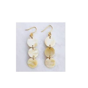 ต่างหูทำจากเขาควายแกะสลักด้วยมือ กันน้ำ แฟชั่นสำหรับผู้หญิงและเด็กผู้หญิง เหมาะสำหรับเป็นของขวัญทางธุรกิจ รับสั่งทำ งานฝีมือธรรมชาติ - Product Image 1