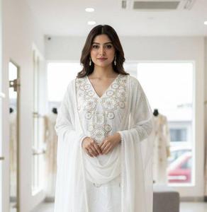 ชุดสาหรี่กะมีซทันสมัยสำหรับเทศกาลอีด  งานปักลายประณีตสำหรับงานแต่งงาน  พร้อมผ้าคลุมไหล่  แห้งเร็ว ใส่ได้ทุกฤดู - Product Image 2