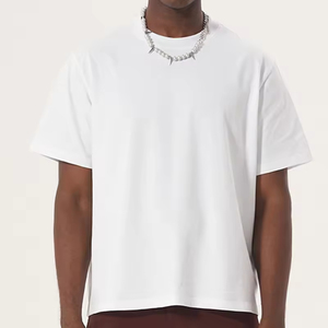 เสื้อยืดโอเวอร์ไซส์ทรงบ็อกซี่สำหรับผู้ชาย ผ้าฝ้าย 100% ระบายอากาศได้ดี เป็นมิตรกับสิ่งแวดล้อม ทรงไหล่ตก คอกลม น้ำหนักผ้า 300 กรัม สีพื้น - Product Image 2