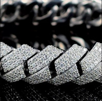 RB Gems 2025 Pulsera de Eslabones Cubanos Romántica para Hombre con Diamantes de Corte Corazón de 15mm Engastados en Bisel, Oro de 14K, Certificado GIA