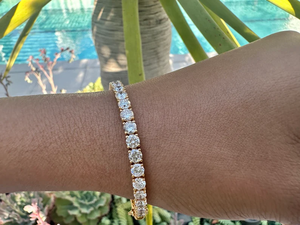 Pulsera de tenis chapada en oro de 18 quilates para mujer, con diamantes de talla brillante redonda y engaste de garra, estilo clásico, joyería de aleación. - Product Image 2