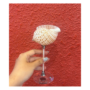 Verre à cocktail artisanal en coquillage avec tige transparente, vaisselle décorative vintage pour cadeau de fête, verre en cristal réutilisable - Product Image 6