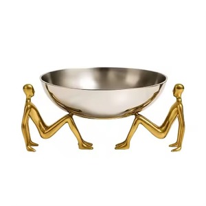 Nuevo Tazón de Metal Hecho a Mano con Base Figurativa, Diseño Moderno Pulido para Servir Alimentos y Uso en Fiestas - Product Image 5