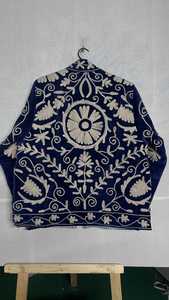 Chaqueta de Terciopelo Bordada Vintage, Corte Holgado, Manga Larga, Estampado Floral, Sin Cuello, Ropa Formal de Invierno, Bordado a Mano, Ropa Casual - Product Image 3