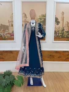 Conjunto de Salwar Amarillo de Diseñador con Dupatta, Vestido de Fiesta de Invierno con Bordado Intenso para Mujer - Product Image 4