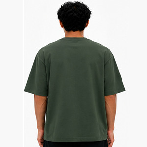 เสื้อยืดโอเวอร์ไซส์ผู้ชาย ผ้าฝ้าย สีเขียวล้วน คอกลม แขนสั้น สไตล์ลำลอง สตรีทแวร์ ระบายอากาศได้ดี ทรงพอดีตัว ดีไซน์ใหม่ - Product Image 2