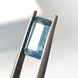 Aigue-marine naturelle brésilienne bleu clair de 3,10 carats, taille émeraude facettée, translucide, pierre précieuse en vrac à effet chromatique pour la fabrication de bijoux - Product Image 2