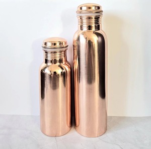 ขวดน้ำทองแดงพร้อมฝาปิด ดีไซน์มินิมอล พกพาสะดวกสำหรับเดินทาง - Product Image 4
