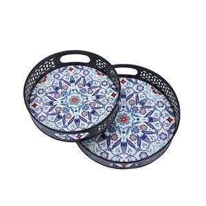 Plateau rond en fer élégant de qualité supérieure avec impression émaillée idéal pour servir du thé, du café et plus disponible dans des designs étonnants - Product Image 1