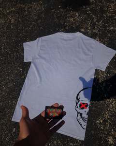 Camiseta de algodón blanca personalizada con estampado gráfico para hombre, informal, cuello redondo, estilo urbano, manga corta, a la moda. - Product Image 2