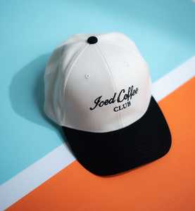 หมวกเบสบอลปักลาย Iced Coffee Club สีขาวดำ 6 แผง ทรงพอดีศีรษะ แบบยูนิเซ็กส์ สไตล์ลำลองสำหรับผู้ใหญ่ - Product Image 1