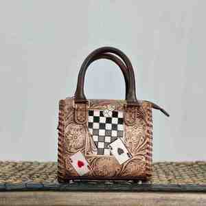 Bolso de Viaje de Cuero Genuino Walla para Mujer, con Panel Floral Repujado, Asas Dobles, Cierre de Cremallera, Resistente, de Hombro - Product Image 1