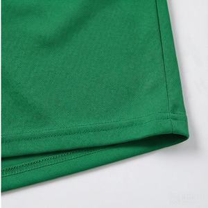 กางเกงขาสั้นชายแบบสปอร์ต มีกระเป๋า ซิป รูดเชือก เอวสม็อค ทรงหลวม ระบายอากาศได้ดี เหมาะสำหรับใส่เล่นน้ำทะเลหรือชายหาด ใส่สบายๆ ในฤดูร้อน - Product Image 6